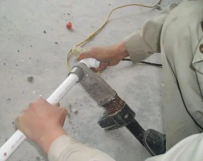 柳南漏水维修电话